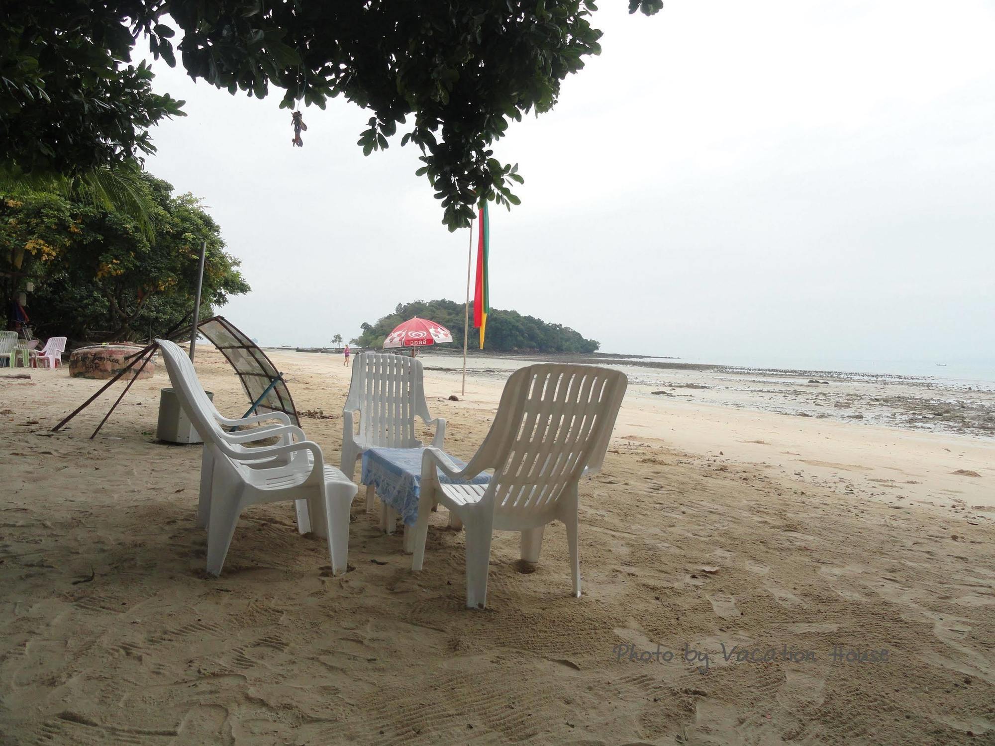 Vacation House Klong Muang Beach Exterior foto